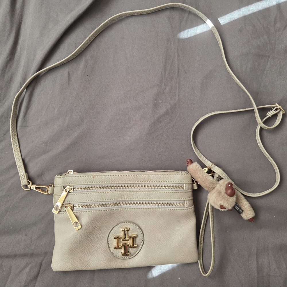 Elegant Tan Crossbody Bag